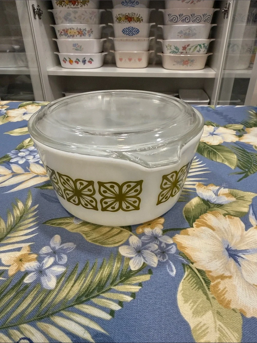 Pyrex Green Verde 473 One Quart with Lid